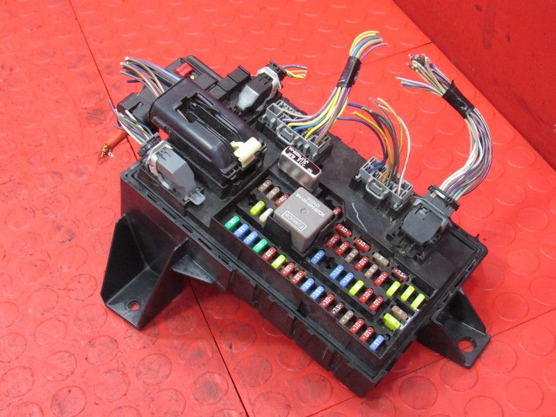11-14 Ford E150 E250 E350 BCM SJB Smart Junction Fuse Box BC2T-15604-A