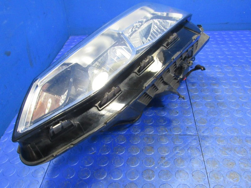 16-19 Chevrolet Cruze Left Driver Headlight Head Light Lamp Halogen w/