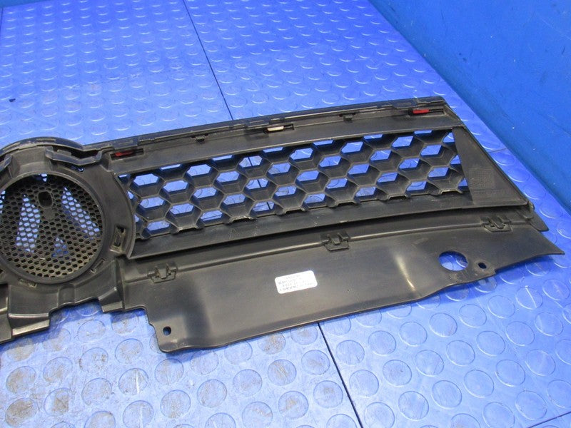 15 Volkswagen Jetta GLI Front Upper Bumper Radiator Grille Emblem OEM 
