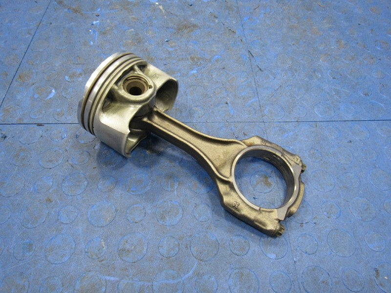 13-19 BMW M5 M6 X5M X6M S63 4.4L F06 F10 F12 F85 F86 Left Bank Piston 
