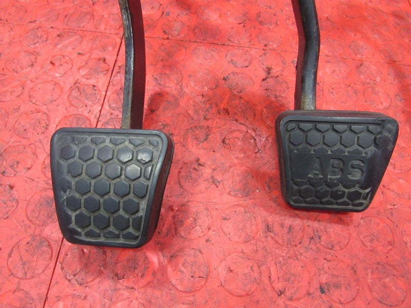 93-02 Chevrolet Camaro Manual Brake Clutch Accelerator Gas Pedal Set O