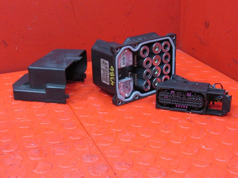 04-06 Sprinter Van ABS Anti-Lock Brake Pump Control Module 0 265 950 1