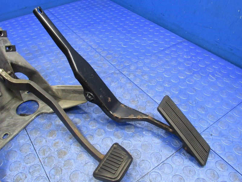 98-01 Dodge Ram MT Manual Transmission Clutch Brake Gas Pedal Box Asse