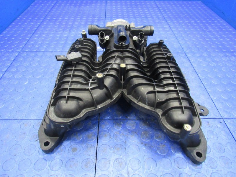 15-18 Porsche Macan S GTS 95B 3.0L V6 Intake Manifold w/ TB 946.110.01
