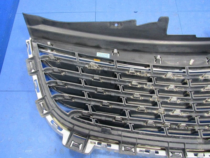 11-16 Chrysler Town & Country Front Radiator Center Grill Grille Chrom