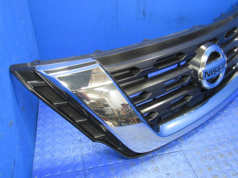 17-20 Nissan Pathfinder Front Upper Bumper Radiator Grille W/ Camera O