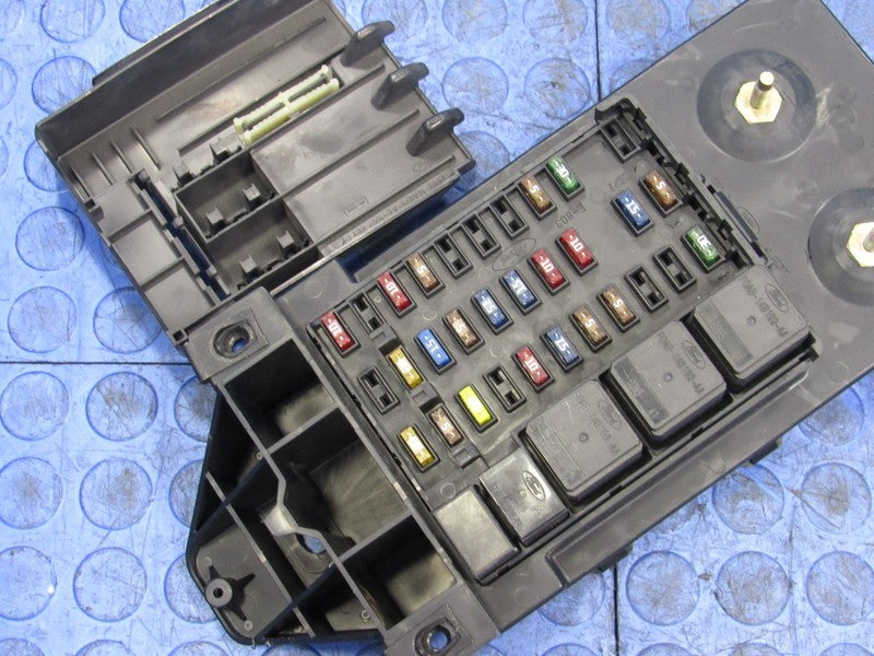00 Ford Excursion Under-Dash Cabin Fuse Relay Box Block Panel YC3T-14A