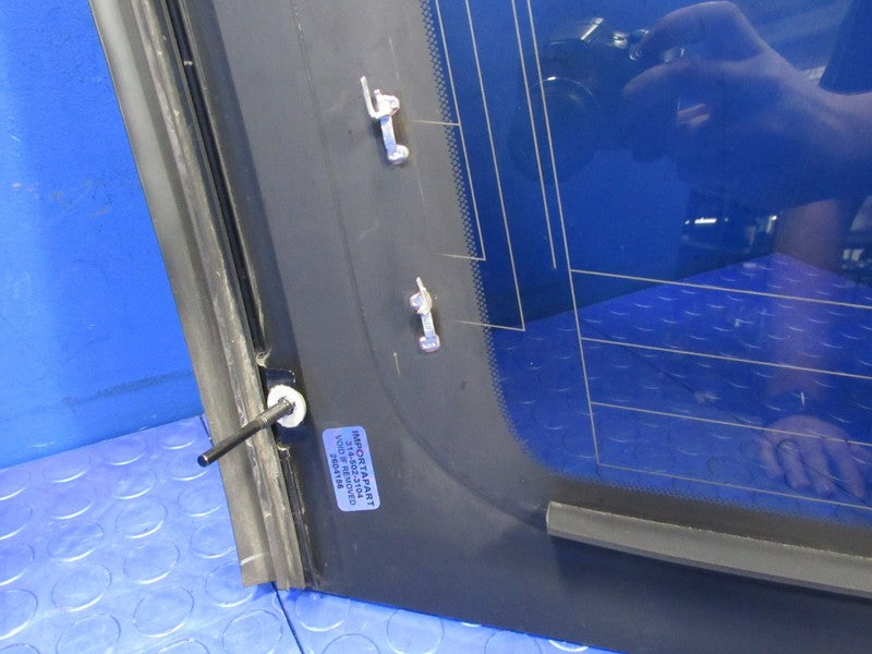 04-10 Toyota Sienna RH Right Passenger Side Rear Power Quarter Window 