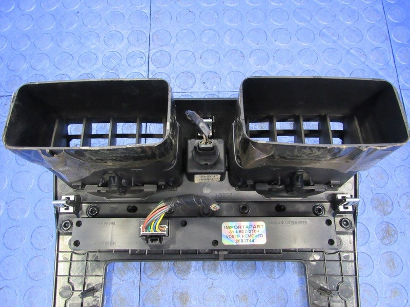 06-10 Hummer H3 H3T Dash Air Vent Radio Climate Control Panel Bezel 27