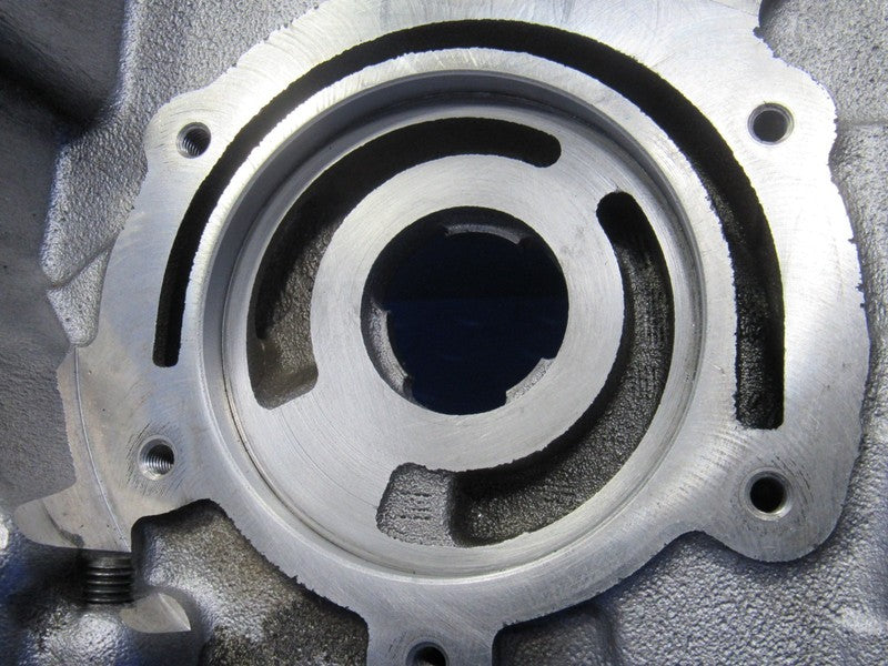 07-11 Jeep Wrangler JK 3.8L Engine Timing Cover Oil Pump Housing w/New