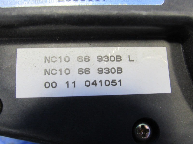 99-05 Mazda Miata MX5 MX-5 NB Power Radio Antenna Assembly NC10-66-930