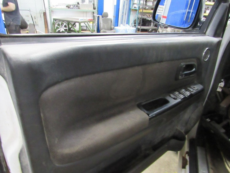 07-12 Colorado Canyon Left LH Driver Side Front Door Trim Panel Black 