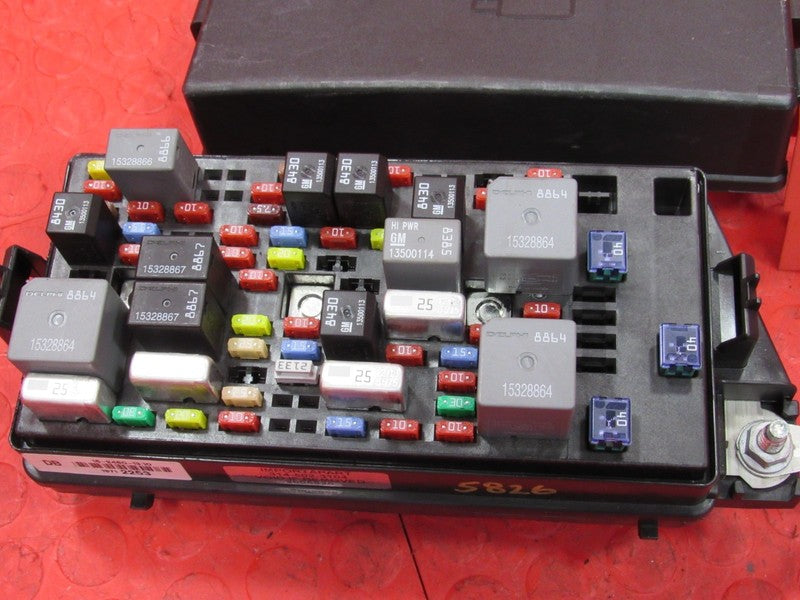 08-11 Cadillac DTS Buick Lucerne Cabin Under-Seat Fuse Relay Box 13712