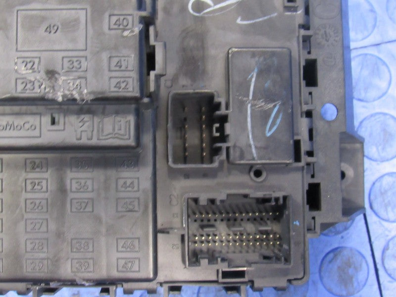13-14 Ford F-150 F150 BCM SJB Smart Junction Fuse Box Block DL3T-15604