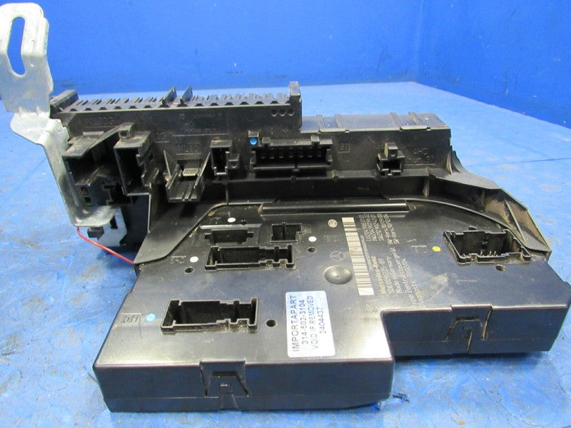 11-15 Mercedes C300 C350 C63 Rear SAM Signal Acquisition Module 204901