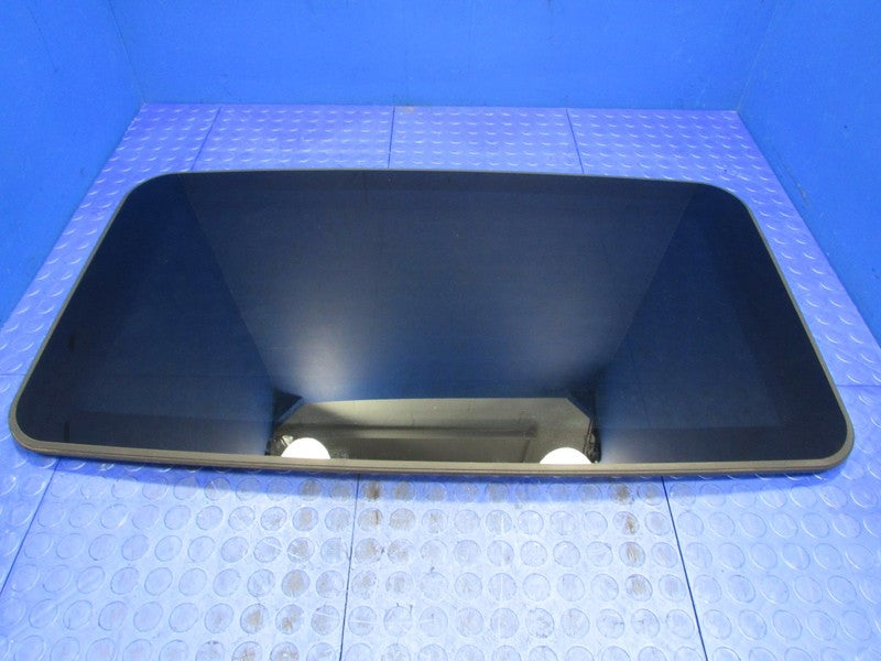 05-10 Jeep Grand Cherokee Factory OEM Sunroof Glass Panel 05139931AB 6