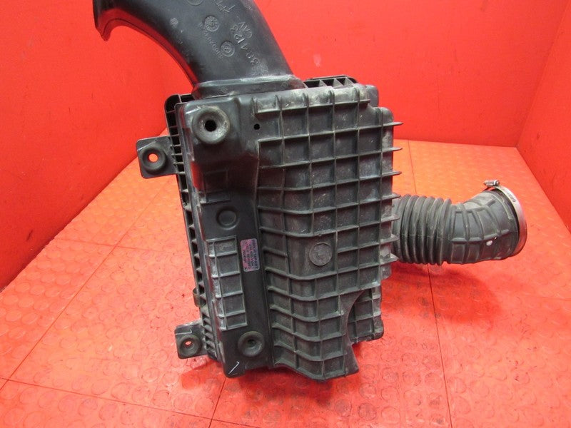 03-08 Dodge Ram 5.7L HEMI 1500 2500 3500 Intake Air Cleaner Box Assemb