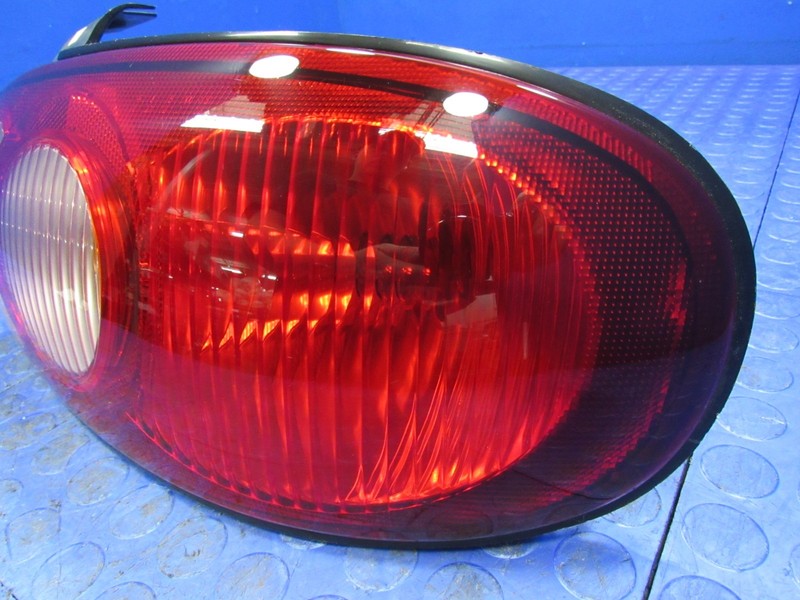 01-05 Mazda Miata MX-5 MX5 NB2 Right RH Passenger Side Taillight Tail 