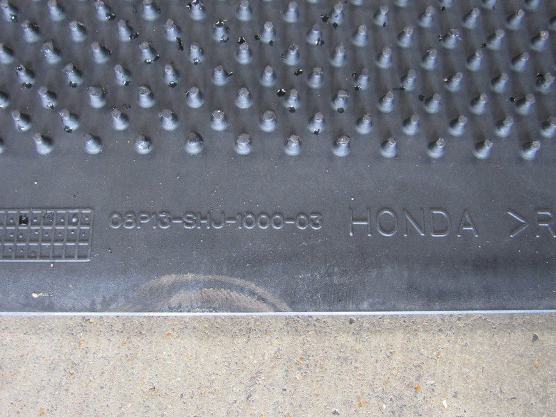 05-10 Honda Odyssey Van Original Floor Mats Set All Season Weather OEM