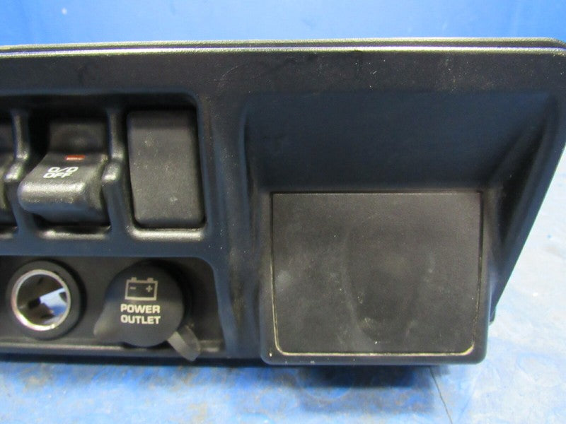 03-06 Jeep Wrangler TJ Dash Defrost Switch Trim Power Outlet Bezel Bla
