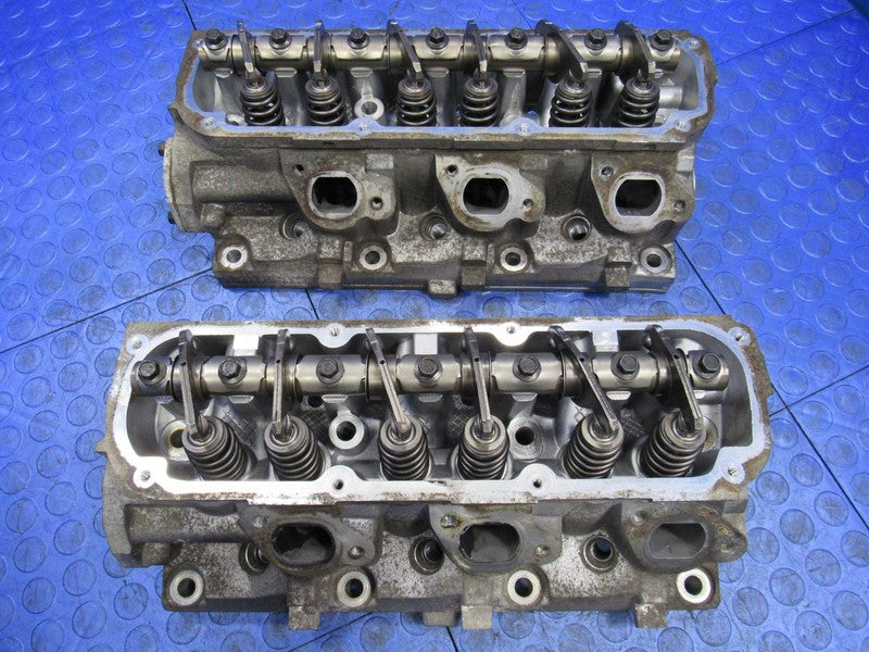 07-11 Jeep Wrangler JK 3.8L V6 Left Right Cylinder Head Set 04666049AA