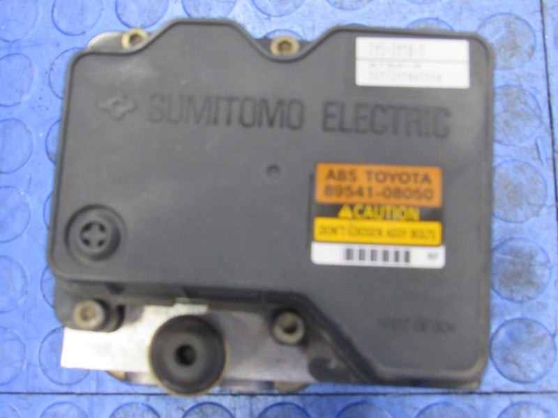 04-06 Toyota Sienna ABS Anti-Lock Brake Pump Modulator Assembly 89541-