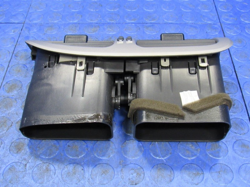 03-06 Lincoln LS Upper Center A/C Dash Air Vents Vent Bezel Trim Silve