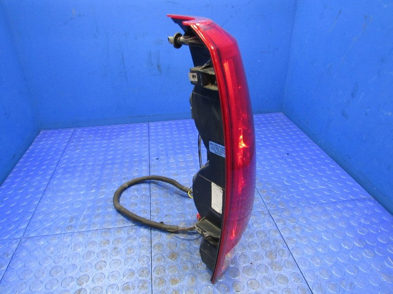 07-13 Cadillac Escalade EXT Right Passenger Side Taillight Tail Light 
