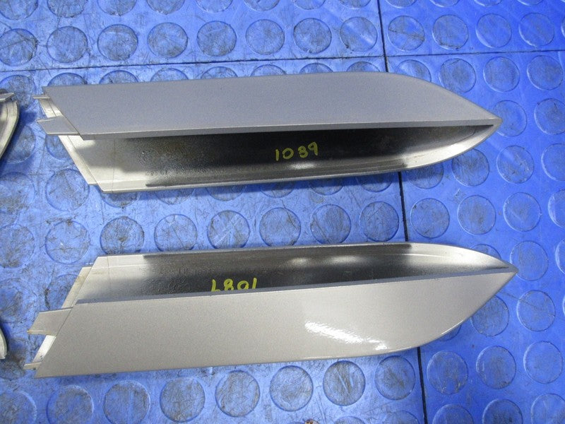 03-06 Cadillac Escalade ESV Luggage Roof Rack Carrier End Caps Set Sil