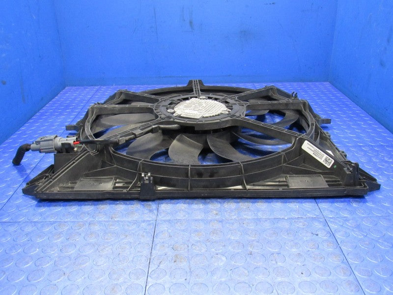 15-20 Colorado Canyon 3.6L Radiator Engine Cooling Fan Motor Shroud 44