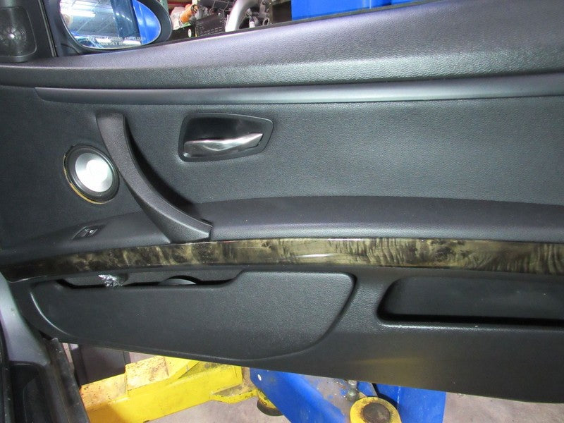 07-13 BMW 335 E92 Right RH Passenger Front Door Trim Panel Black MISSI