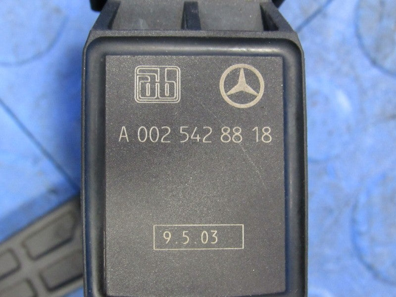 03-12 Mercedes SL55 SL500 SL600 Front Suspension Height Level Sensor P