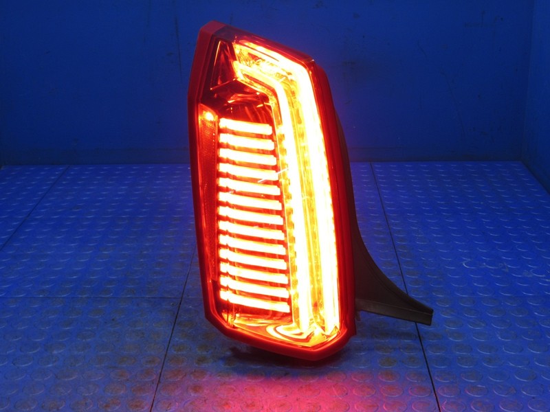 14-19 Cadillac CTS Sedan Left Driver LED Taillight Tail Light Lamp OEM