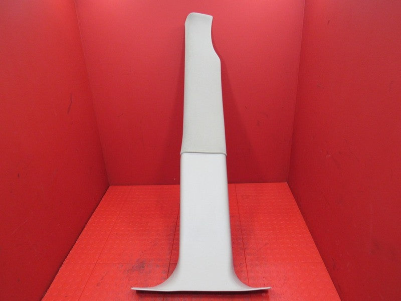 05-06 Escalade Platinum Right Passenger B Pillar Panel Cloth Covered M