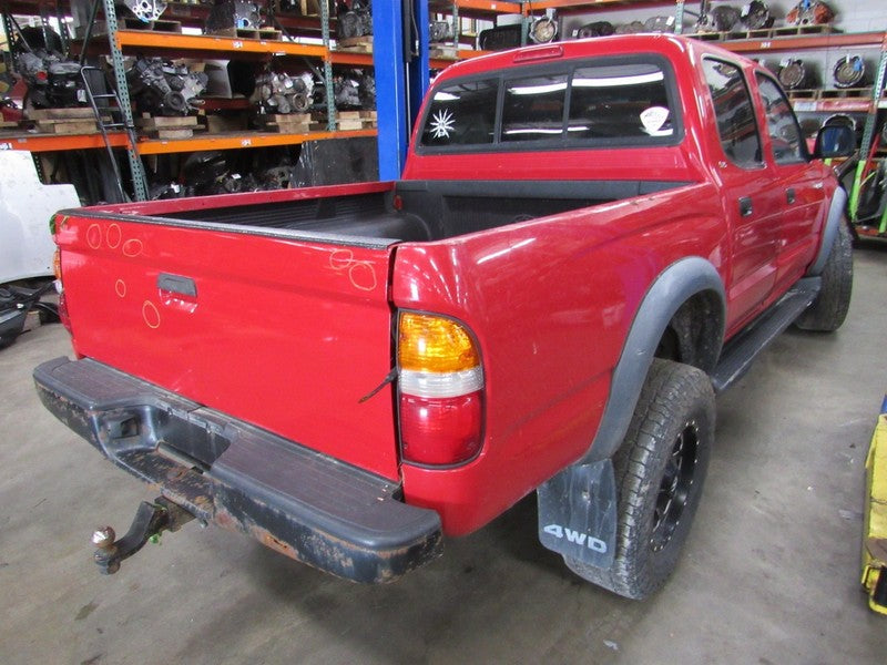 01-04 Toyota Tacoma Right RH Passenger Side Taillight Tail Light Lamp