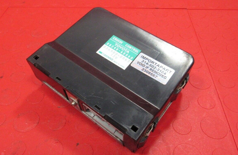 93-96 Toyota Land Cruiser LX450 FJ80 Cruise Control Module 88240-60060