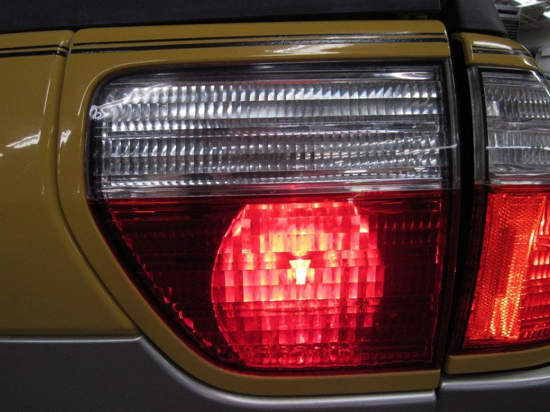 03-06 Subaru Baja Right RH Passenger Side Inner Taillight Tail Light L