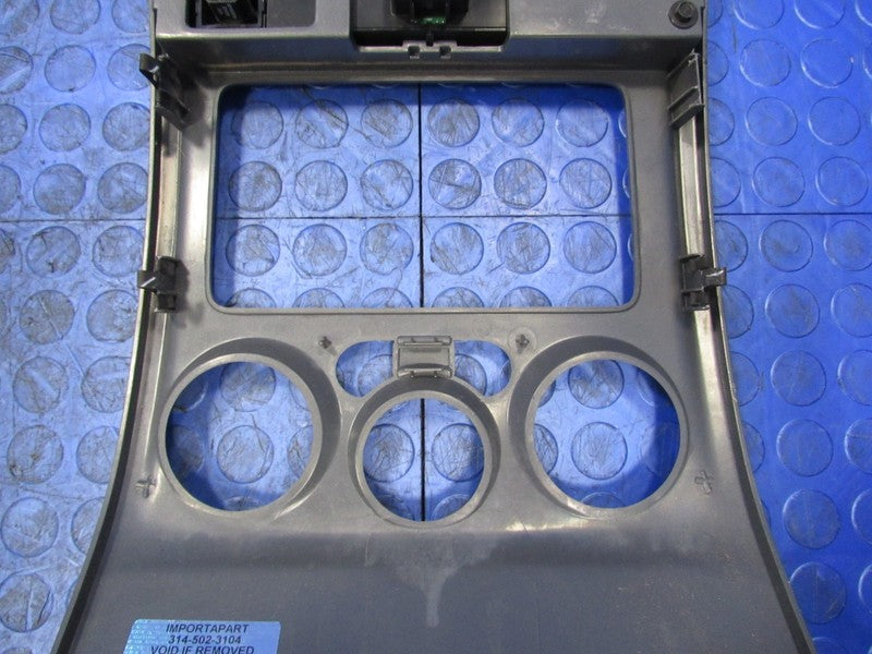04-12 Chevrolet Colorado GMC Canyon Dash Radio Vent Bezel Trim Vents G