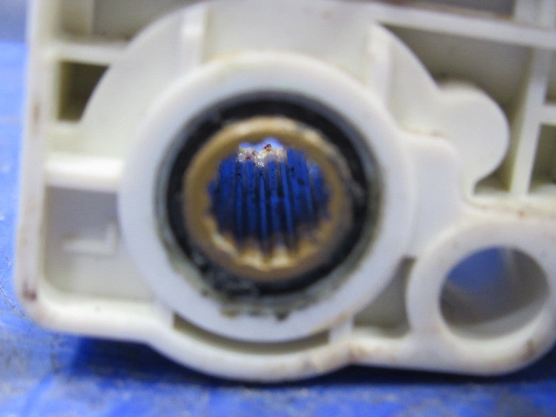 92-97 Land Cruiser LX450 FZJ80 Power Front Seat Bottom Height Adjust M