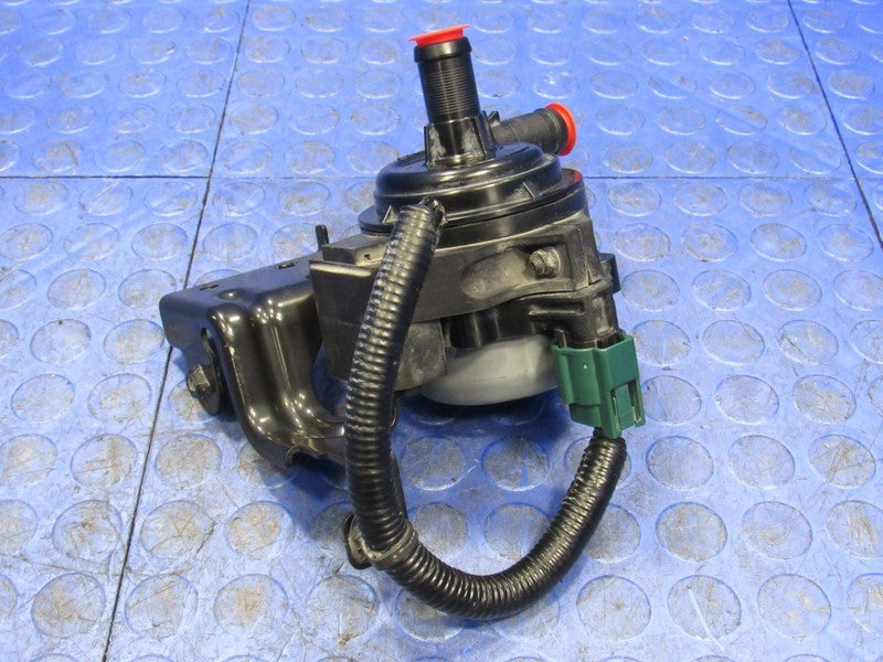 16-24 Infiniti Q50 / 17-22 Q60 3.0T VR30DDTT Auxiliary Engine Water Pu