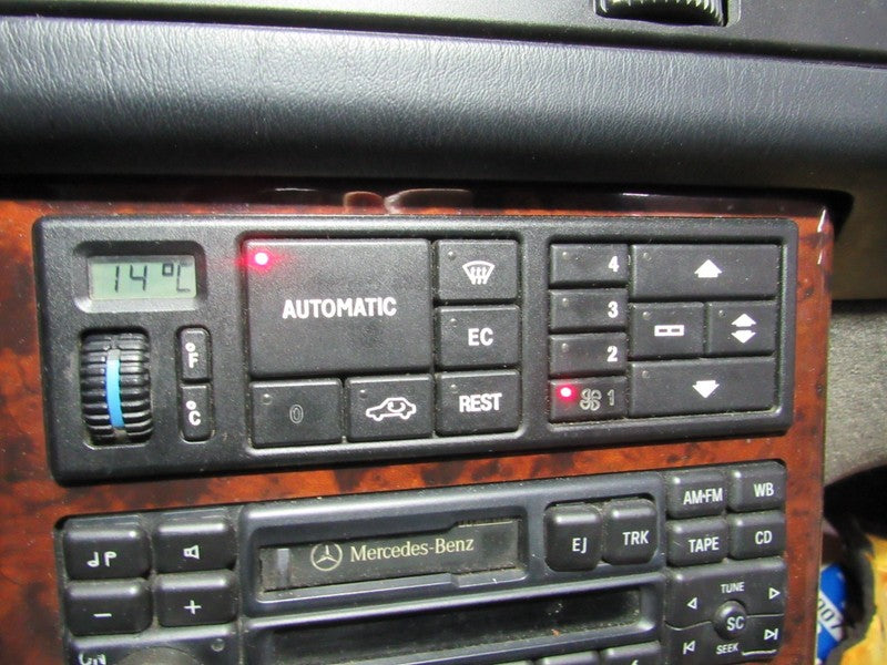 90-96 Mercedes SL Class R129 Heater A/C Climate Control Panel 129 830 