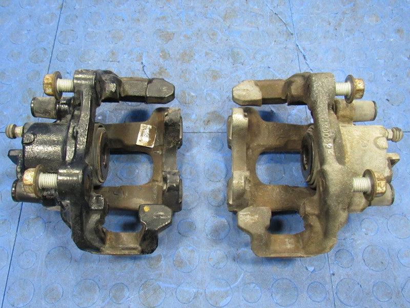 11-22 Jeep Grand Cherokee 5.7L Rear Caliper Set Left Right Pair Vented