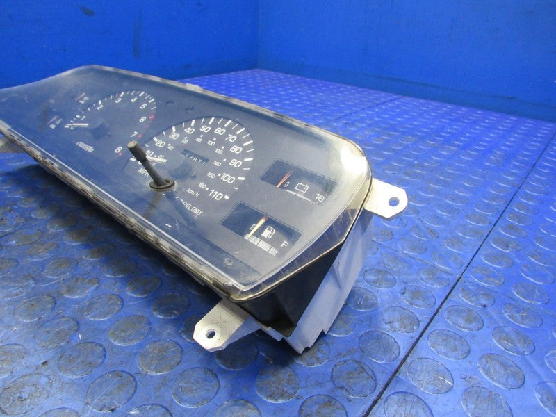 89-91 Toyota Pickup 4Runner 3.0L AT Instrument Gauge Cluster Speedomet