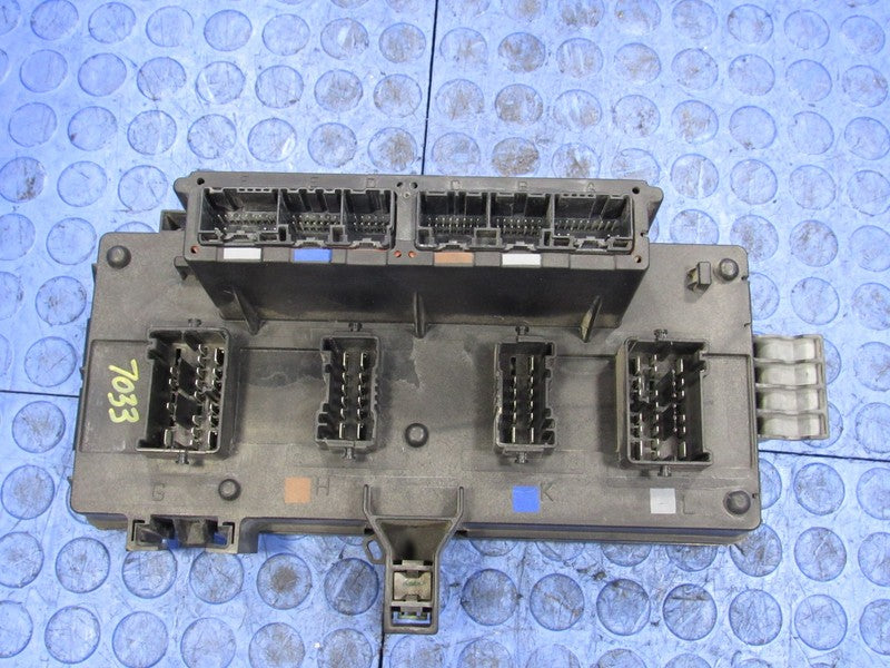 06 Dodge Ram TIPM Totally Integrated Power Module Fuse Box Block 56049