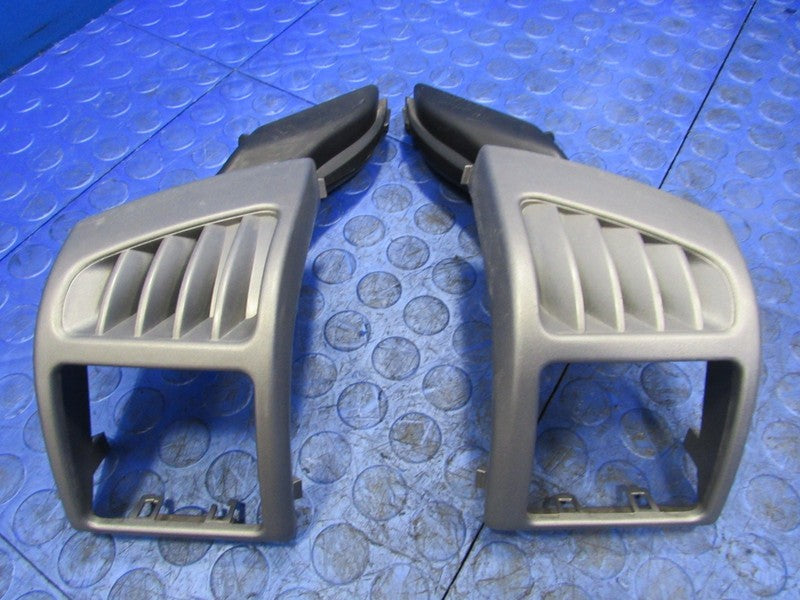 04-12 Chevrolet Colorado GMC Canyon Dash Radio Vent Bezel Trim Vents G