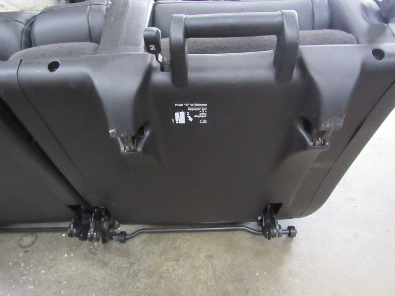 07-14 Tahoe Yukon Suburban Escalade Black Leather Third 3rd Row Seat 3
