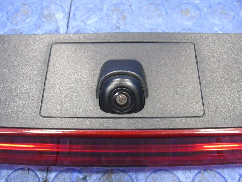19-21 Kia Forte Sedan Center Taillight Trunk Trim Garnish W/ Rear Came