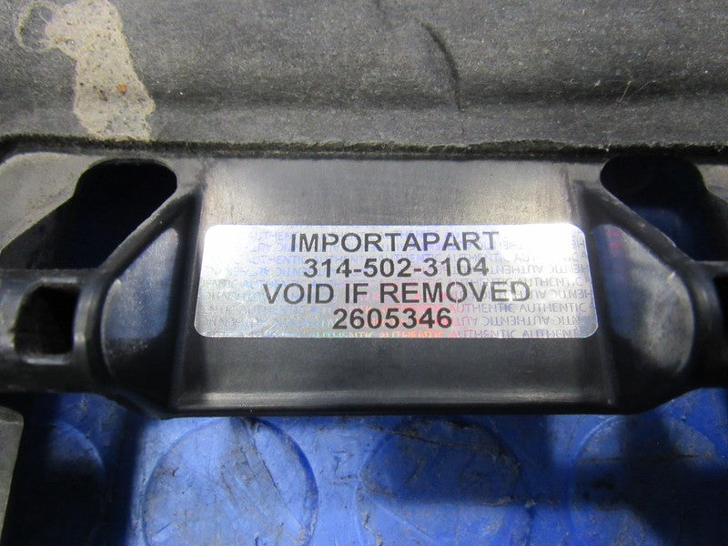 02 Cadillac Escalade 6.0L LQ9 Vortec H.O. 3-Piece Plastic Engine Cover