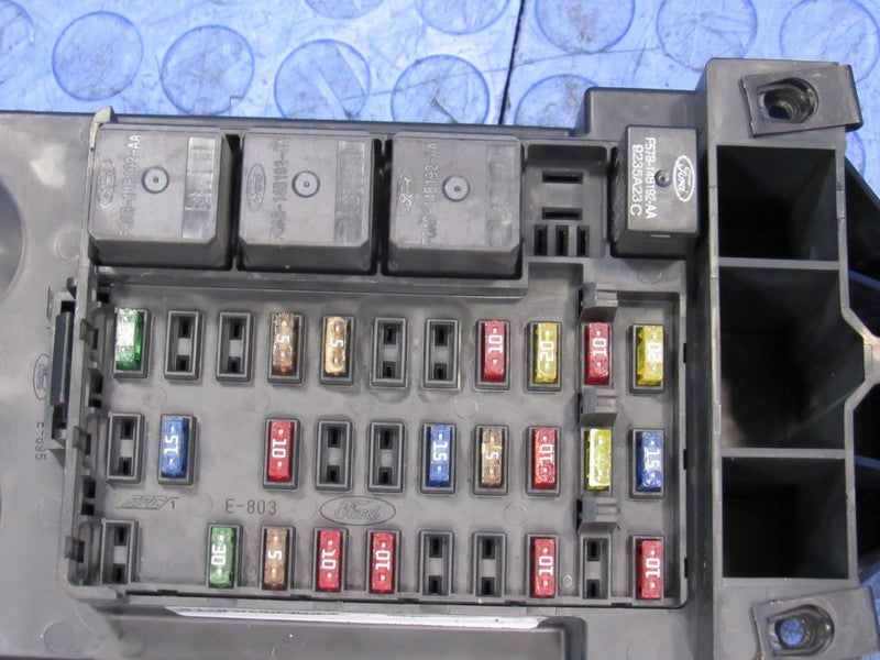 00 Ford F250 F350 Truck Under-Dash Cabin Fuse Relay Box Panel YC3T-14A