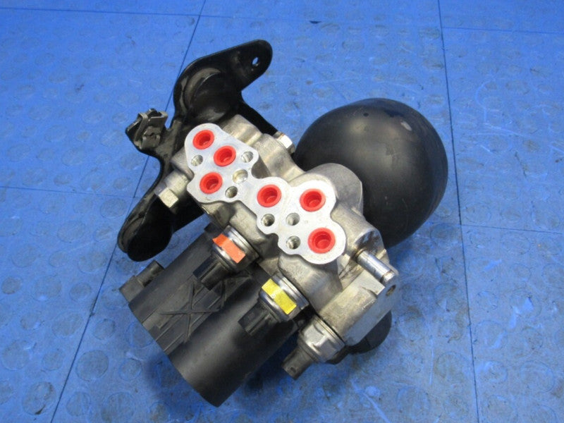 07-14 Mercedes CL S SL Class Hydraulic Front Suspension Control Valve 